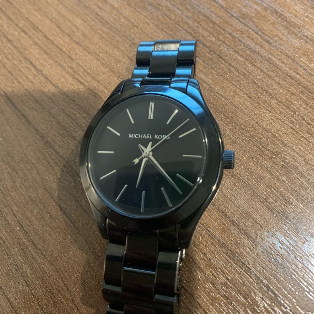 Michael Kors Watch. Black and Silver.